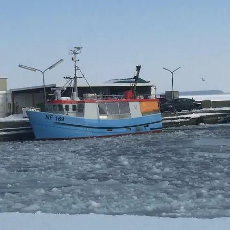 Lango Overnatning ホームステイ Langø