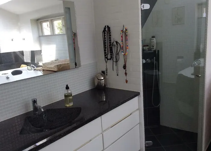 Δωμάτια σε οικογενειακή κατοικία Lango Overnatning *